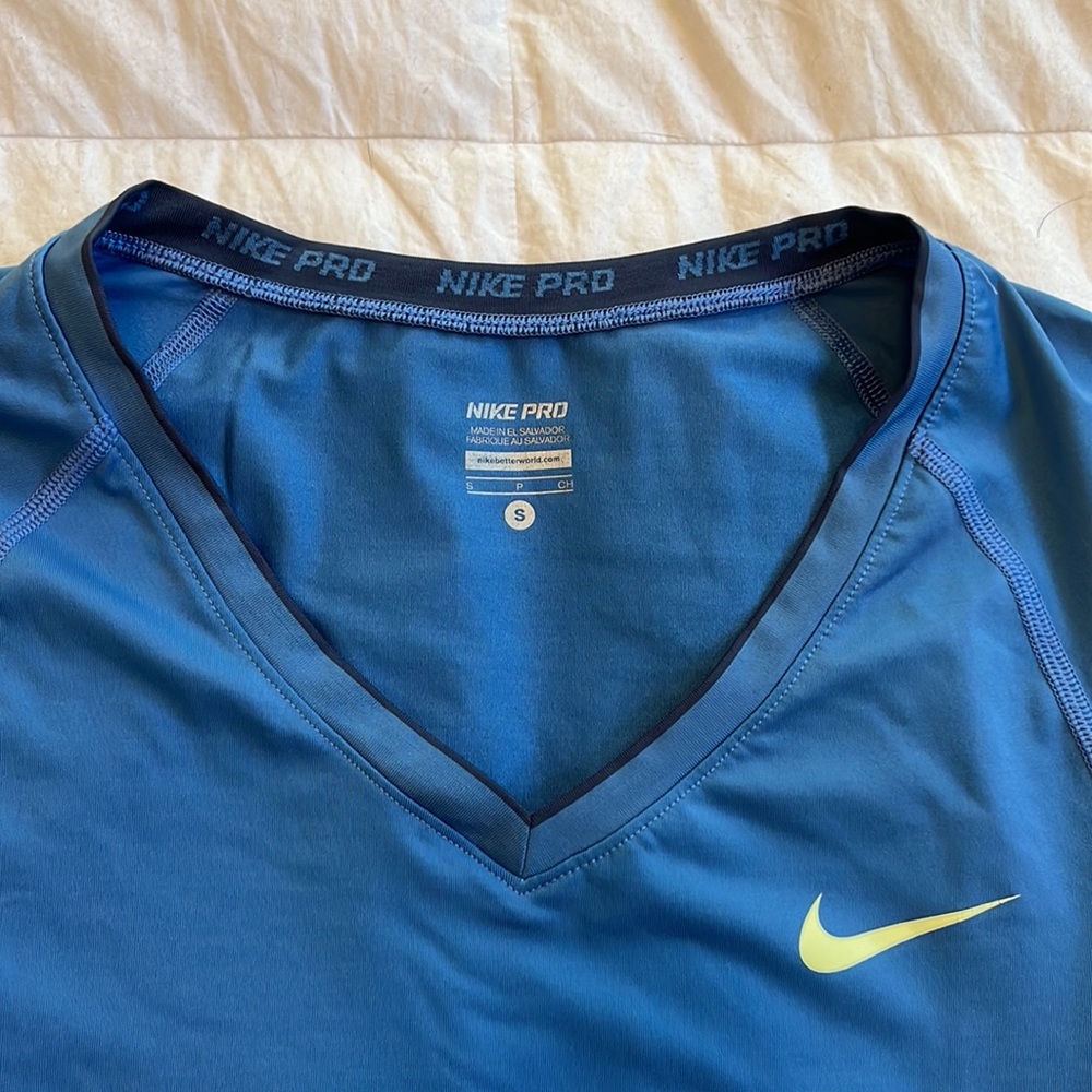 Nike Pro Dri Fit Shirt - Picture 2 of 4